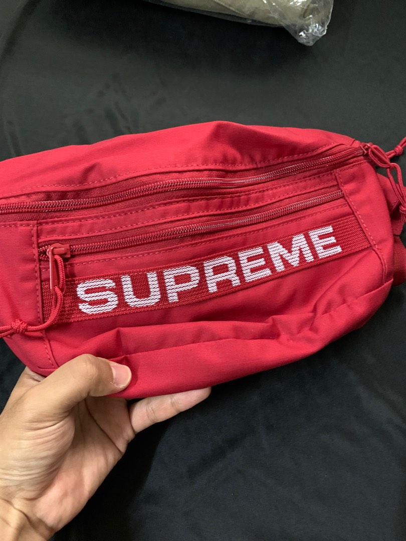 Supreme SS23 Field Waist Bag Red