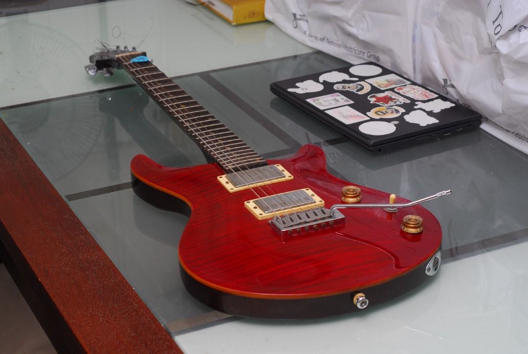 Swing Classic DC Electric Guitar made in Korea., Hobbies & Toys, Music