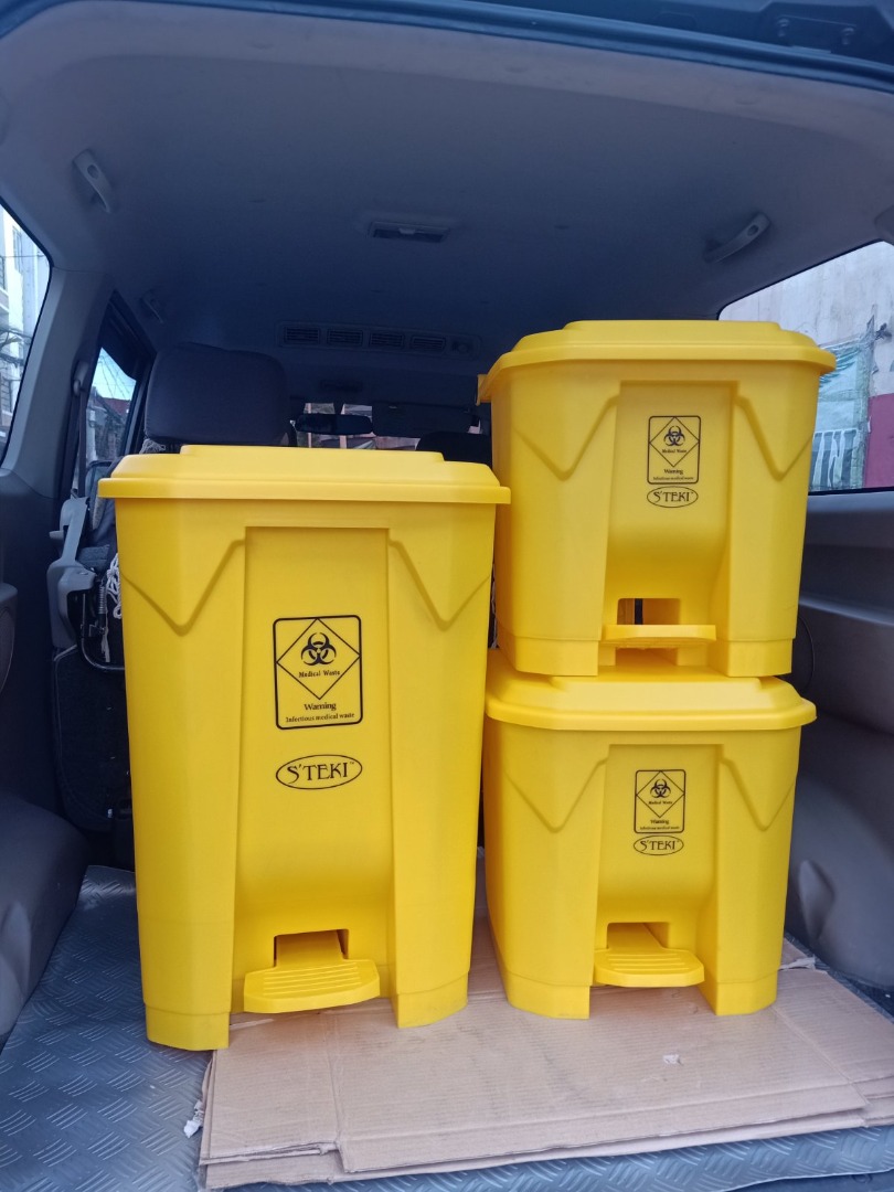 trash-bin-furniture-home-living-cleaning-homecare-supplies-waste