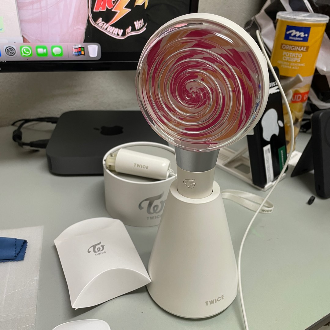 Twice Candy Bong 1st Gen, Hobbies & Toys, Collectibles & Memorabilia, K