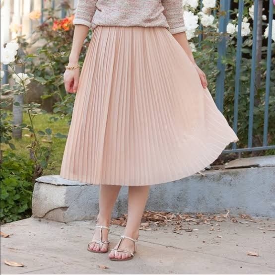 Pink pleated skirt clearance uniqlo