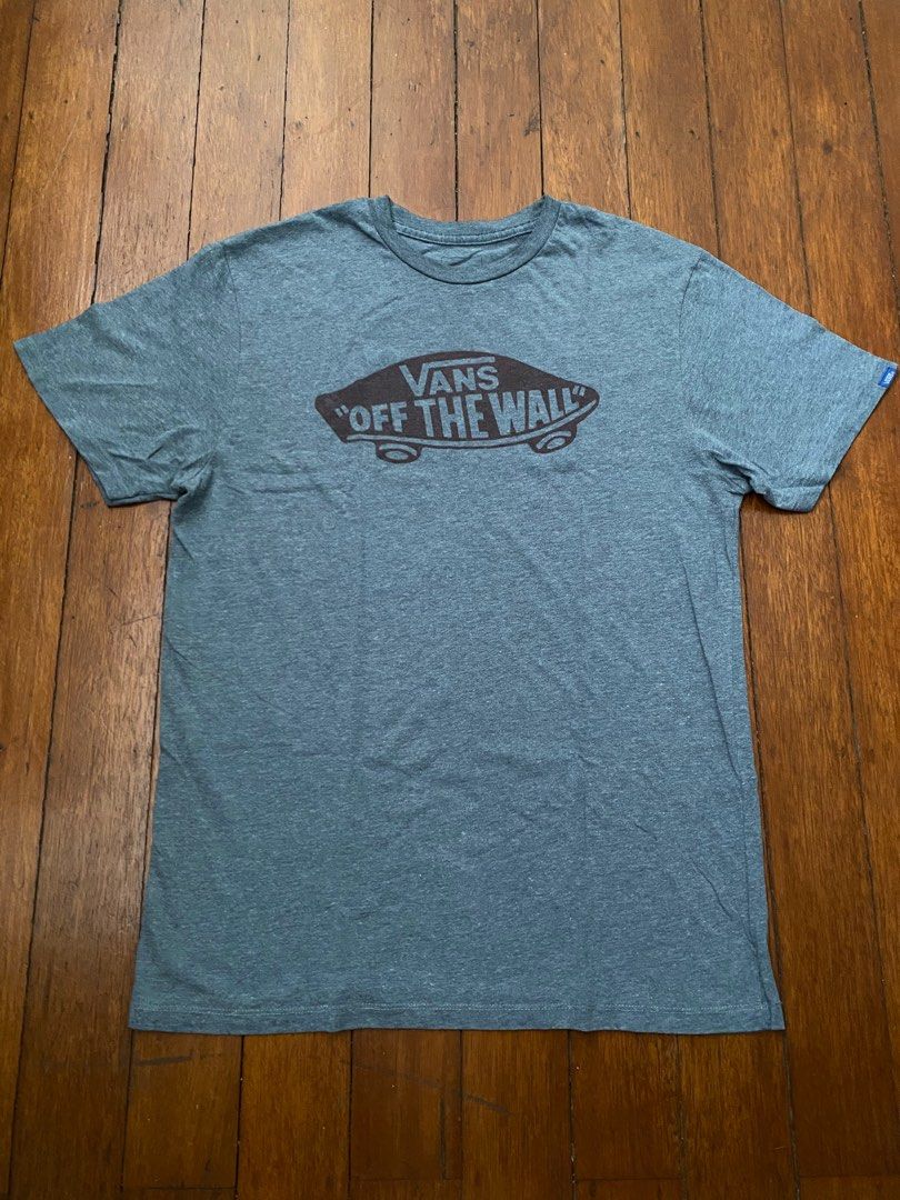 VANS | Grey custom fit | Off the wall graphic tee (Category: Tshirts & Polo Shirts ) located in Pasig City. Submitted by franco.mendoza (Listing ID 1220810705, Image 1). Description: 📌 Preloved authentic Vans t-shirt • Size: Medium • Condition: 8/10, lightly used • MOD: Lalamove & J&t • MOP: Gcash & bpi.