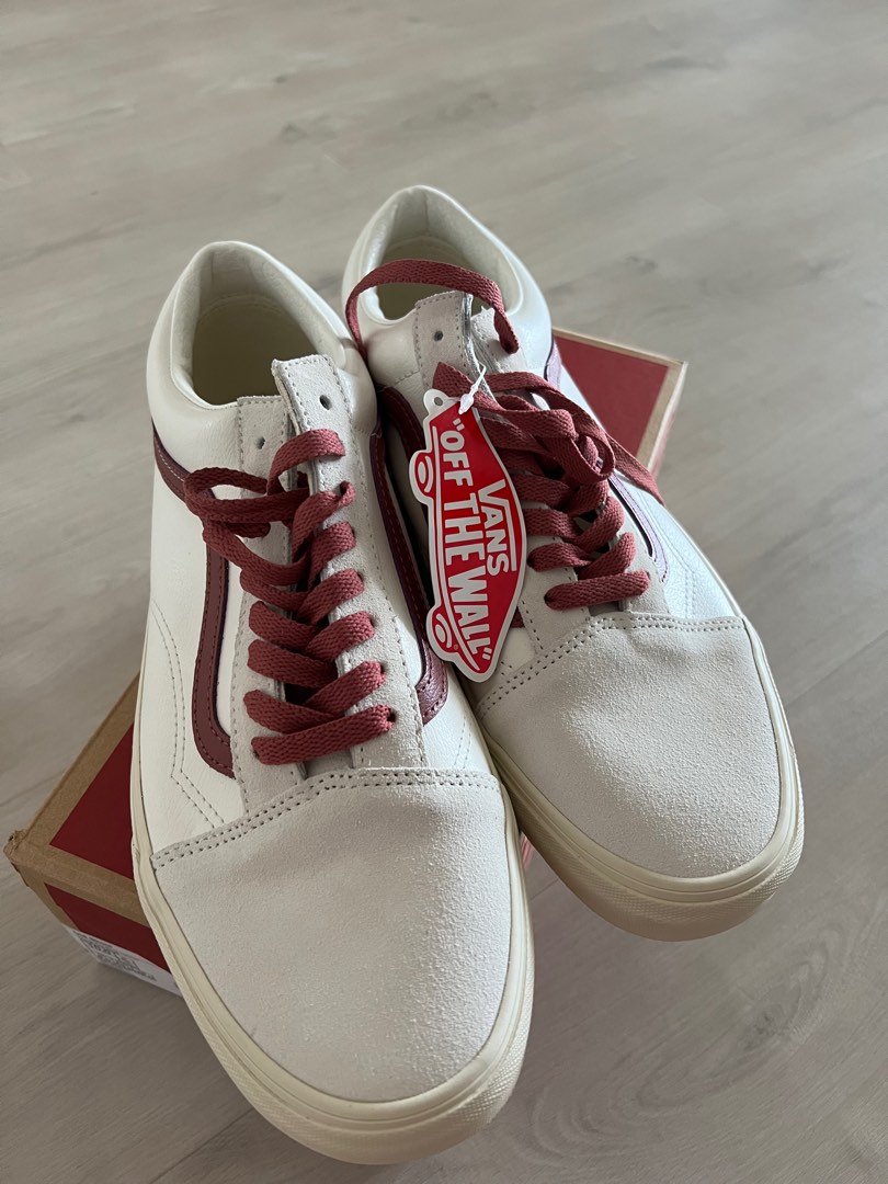 Vans Old Skool Men s Fashion Footwear Sneakers on Carousell