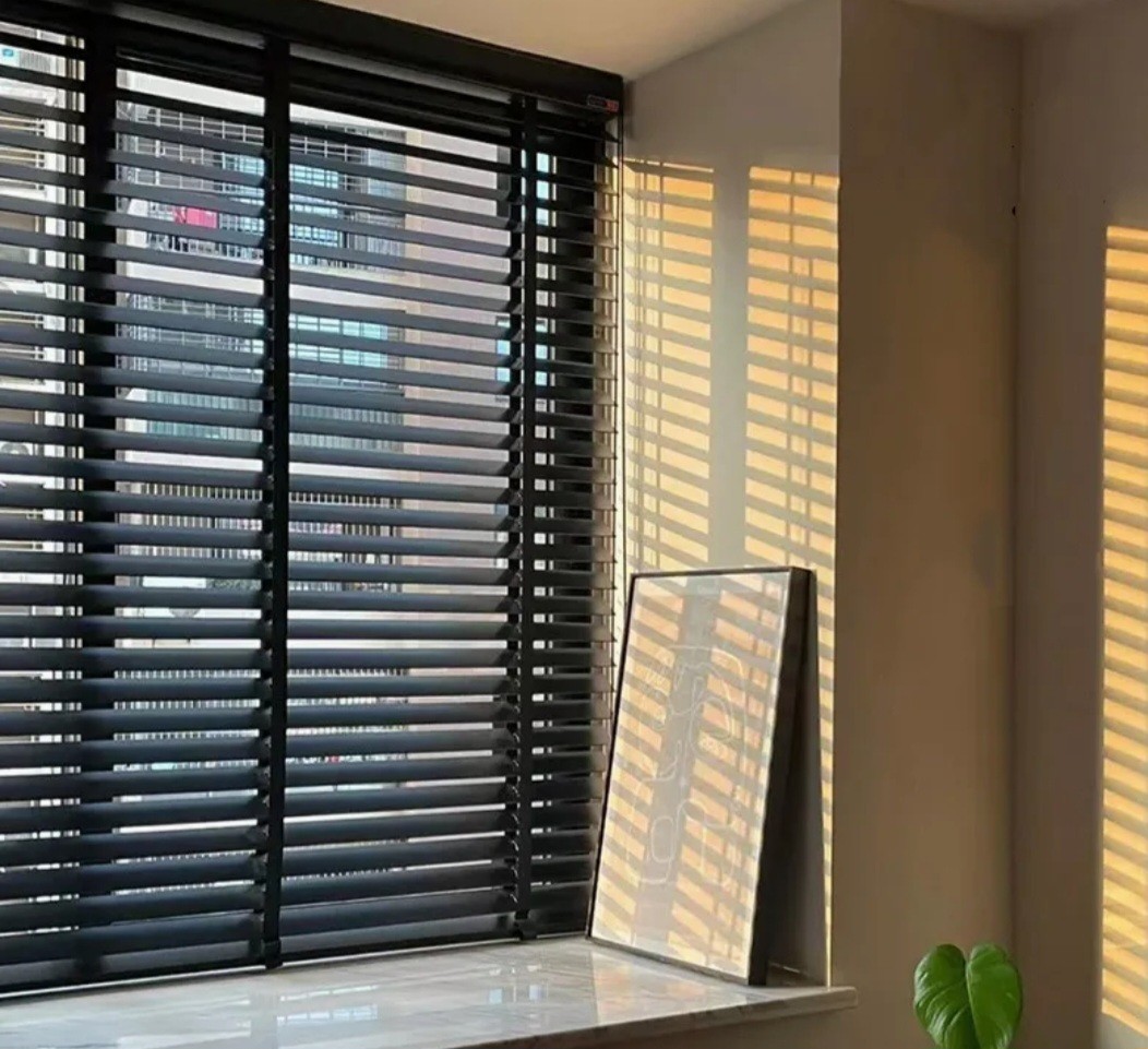 Venetian Blinds, Furniture & Home Living, Home Decor, Curtains & Blinds on  Carousell