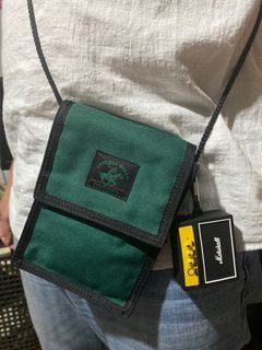 VINTAGE BEVERLY HILLS POLO CLUB SLING WALLET