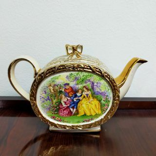 Vintage SADLER 1876 Gilded Collectors Teapot