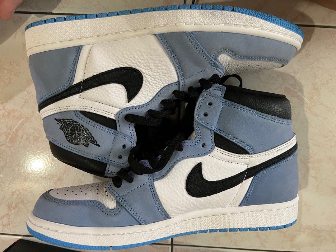 aj1 blue unc