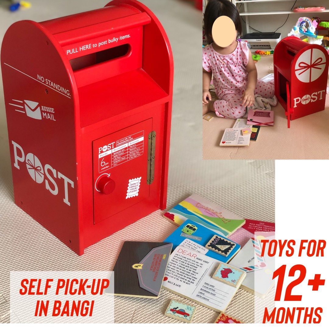 Toy post box with letters top