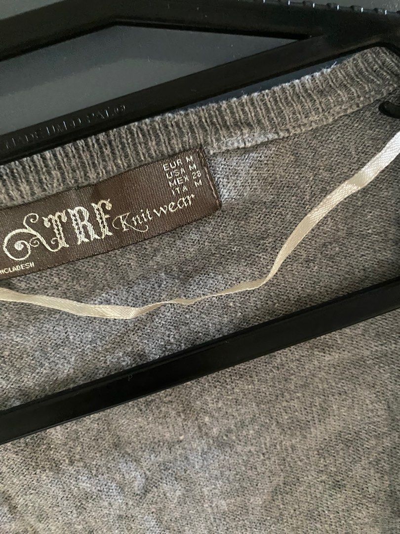Zara TRF Long Sweater Cardigan (Category: Coats, Jackets and Outerwear) located in Manila. Submitted by noextraspace (Listing ID 1220834938, Image 2). Description: Size M.