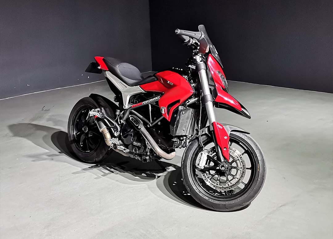 2014 outlet ducati hyperstrada