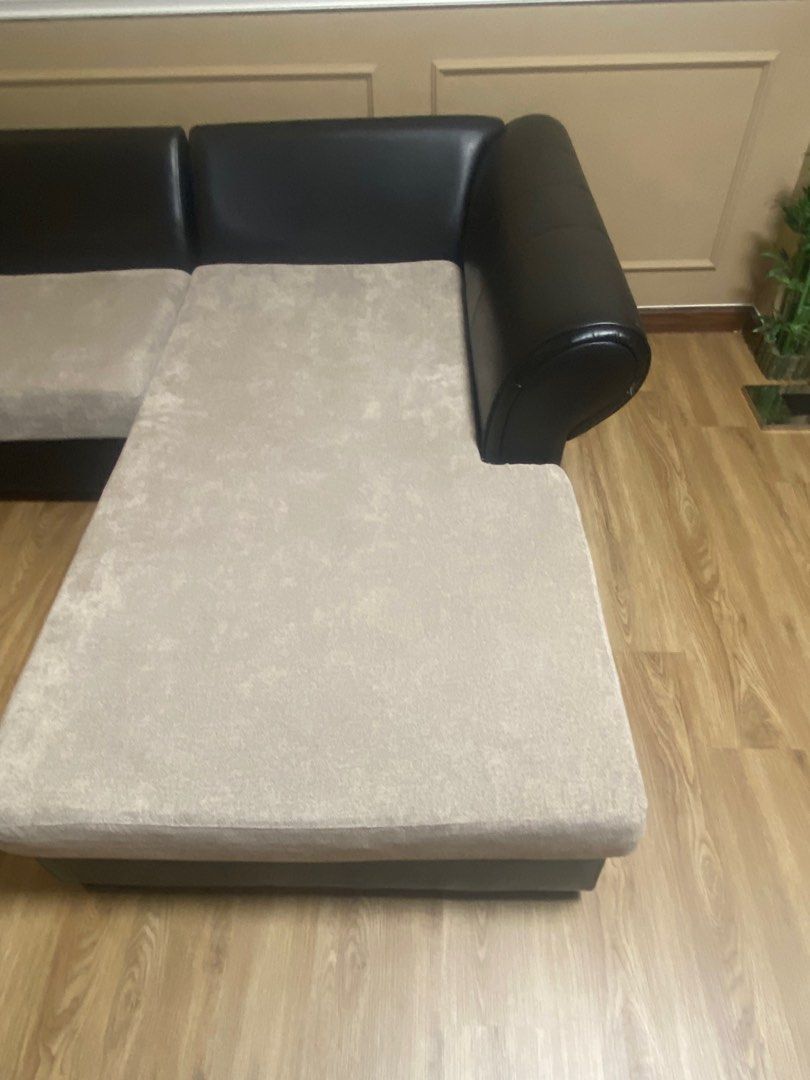 2nd Hand Sofa for Sales. Brand Fella Design, Furniture & Home Living