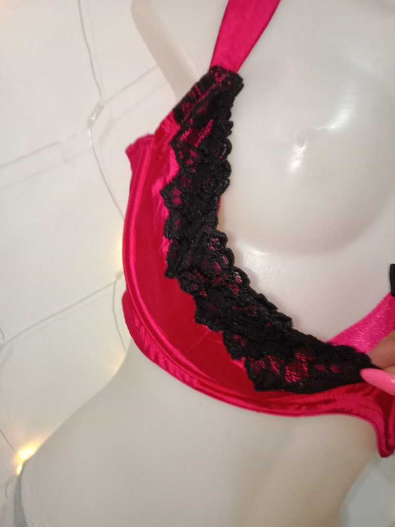 Cacique, Intimates & Sleepwear, Cacique Red Lace Bra Size 44ddd