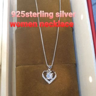 SG ready stock highly quality 925sterling silver women chain necklace heart pendant  made with premium grade crystal moissanite diamonds 2.0ct from Australia with gift boxs and polishing cloth provided