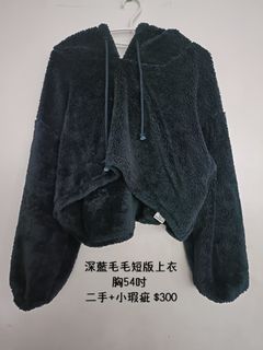 由 賣My.二手衣物 (刊登 ID 1220940647，圖片 1) 提交，位於 的 (類別：)，說明：。