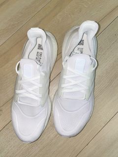 男 Adidas Ultra boost 21 (42.5)