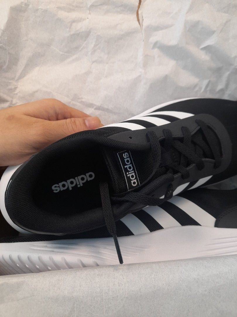 Adidas shoes 2018 outlet price 64gb