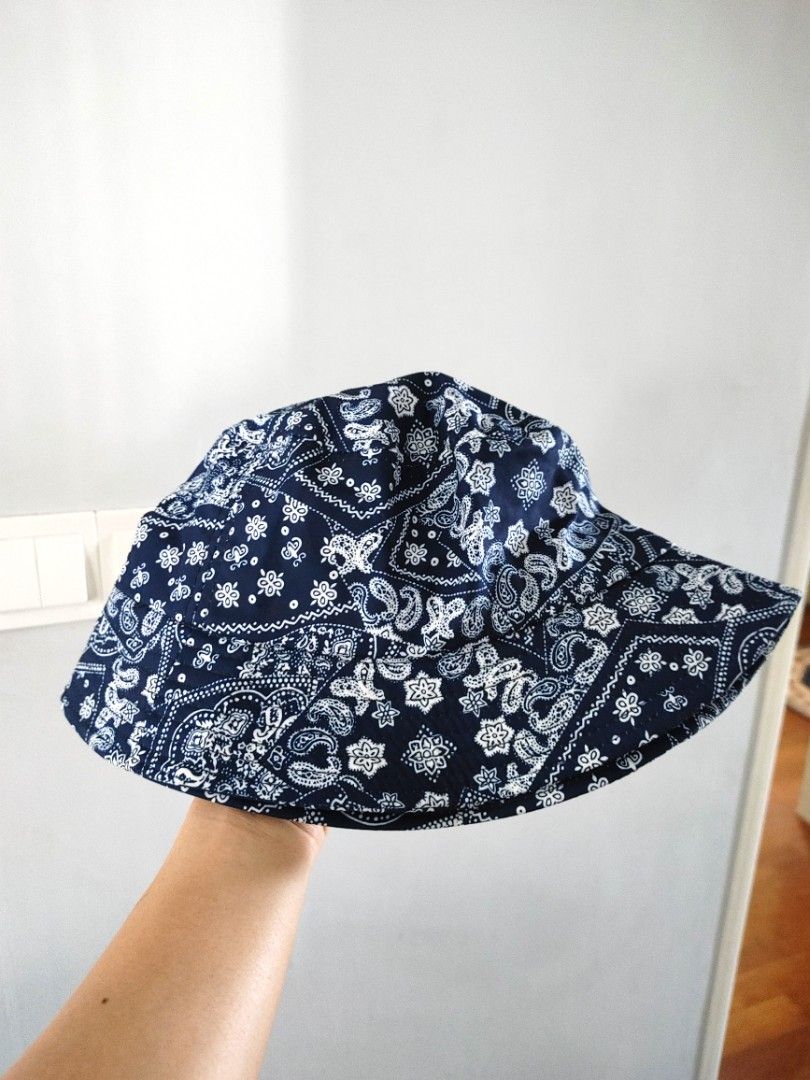 Blue bandana bucket hat clearance