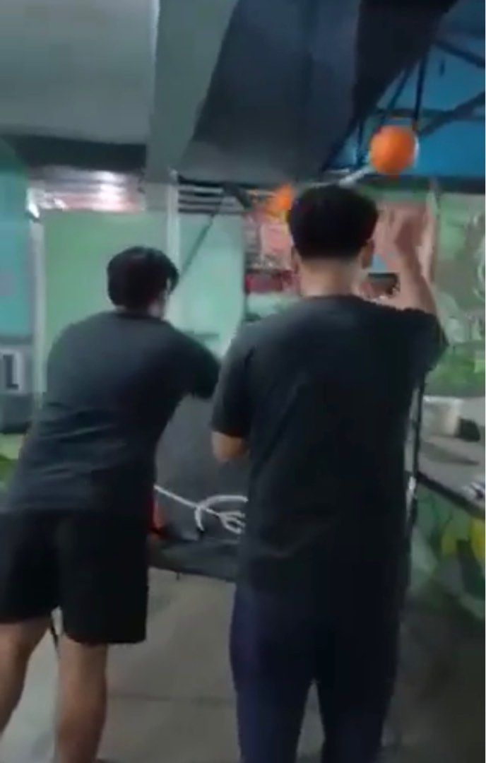 BasketBall Arcade Machine, Sports Equipment, Other Sports Equipment and