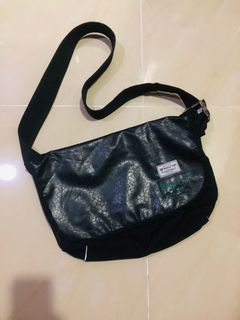 (Category: ) located in . Submitted by mzstorecollection (Listing ID 1221069291, Image 1). Description: .