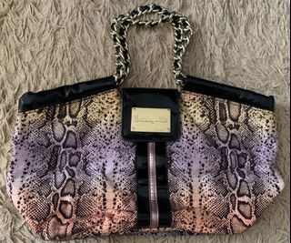 (Category: ) located in . Submitted by nn.collection (Listing ID 1220995170, Image 1). Description: .