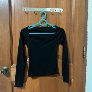 (Category: ) located in . Submitted by toopetitee (Listing ID 1221064075, Image 1). Description: .