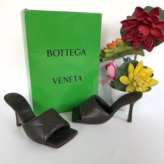 Bottega Veneta The Rubber Lido Black Sandals Size 36. Made in Italy. With box ❤️