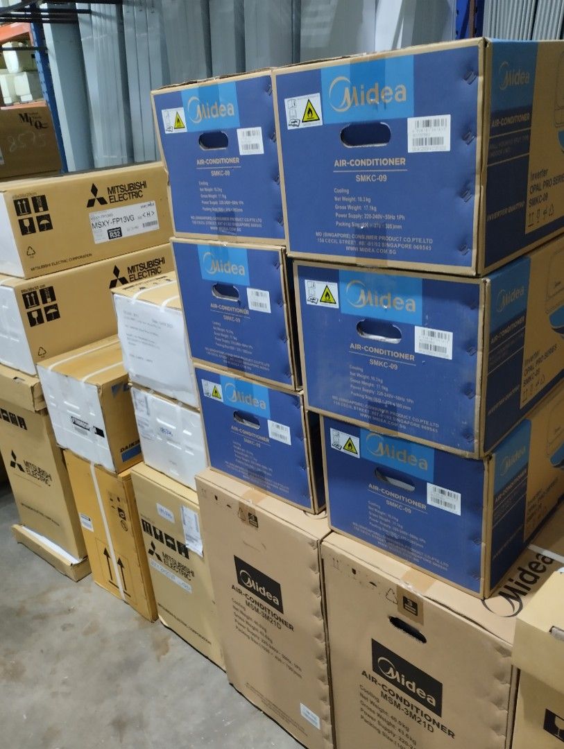 Brand new Midea R32 gas 4 ticks system 3 with 9k x3 including