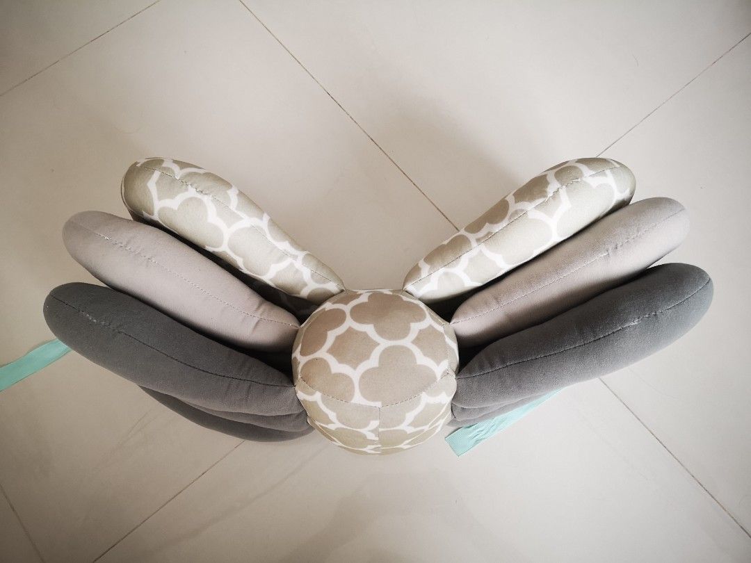 Breastfeeding butterfly pillow, Babies & Kids, Nursing & Feeding