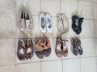 Bundle of mix sandals