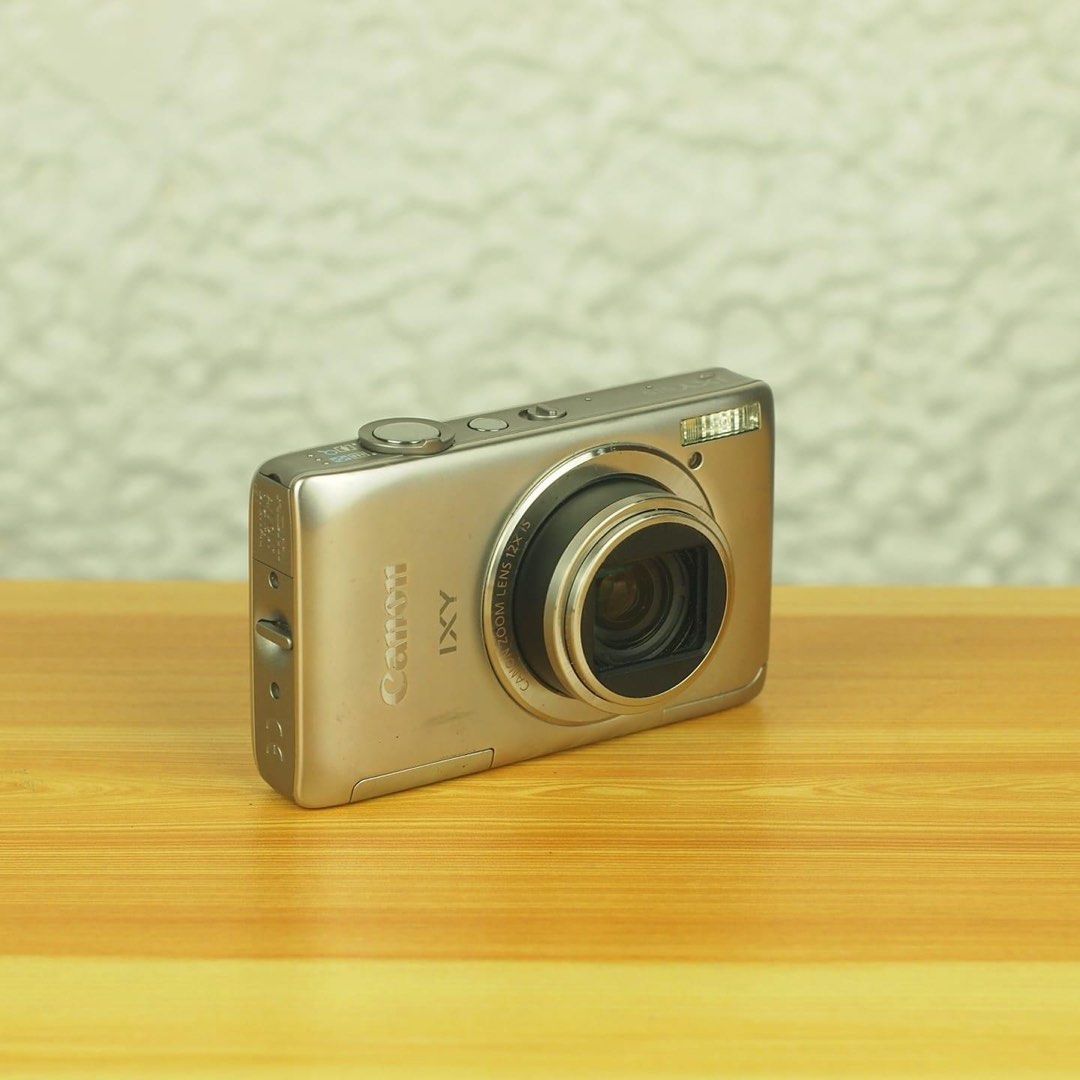 Canon IXY 51 S Digital Camera