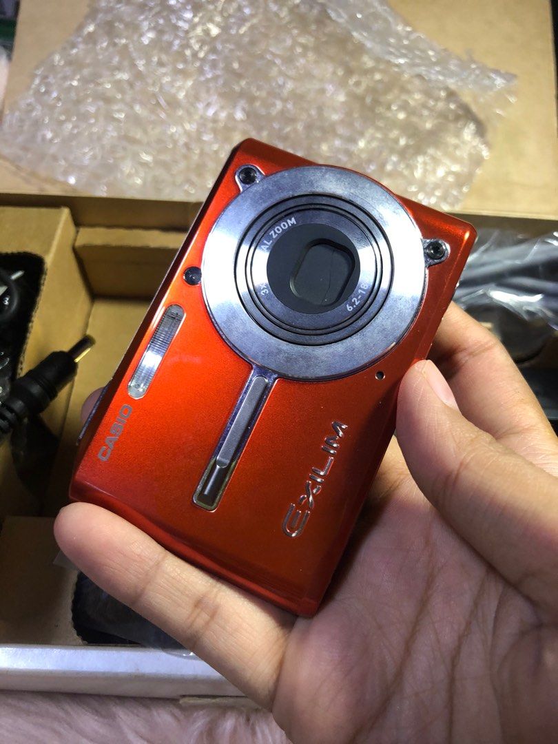 CASIO EXS500, Photography, Cameras on Carousell