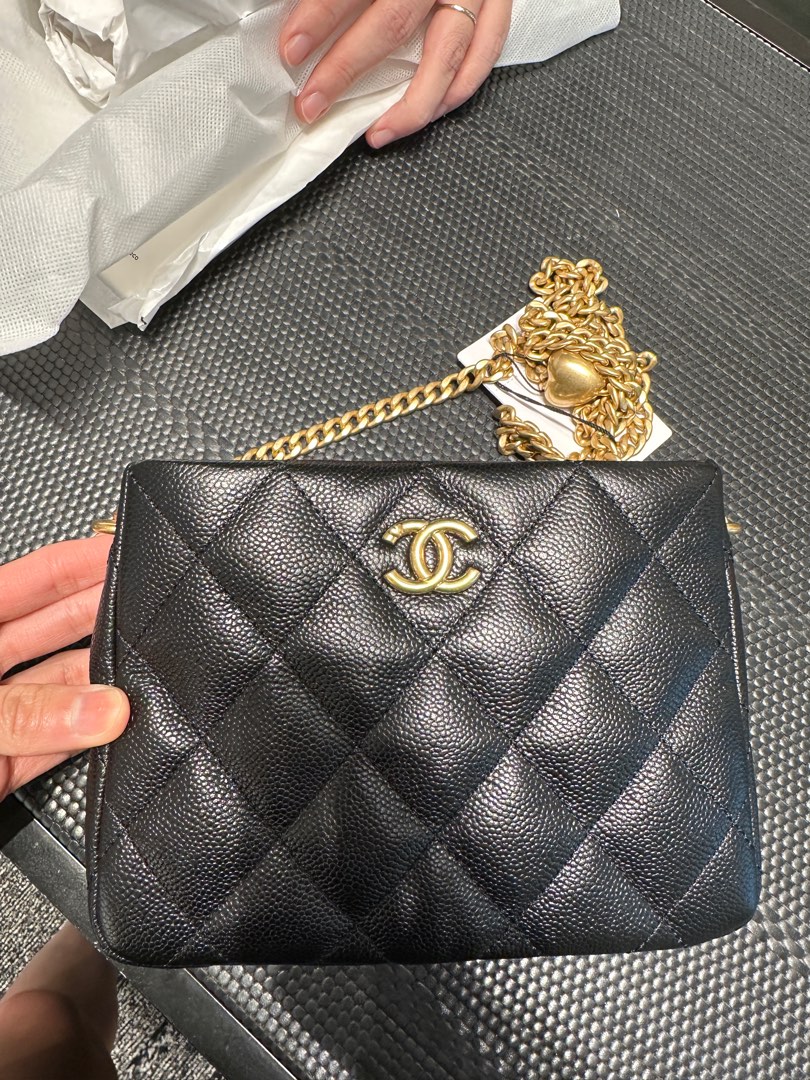 Chanel 23p Small Hobo caviar Bag Heart Shape, Luxury, Bags