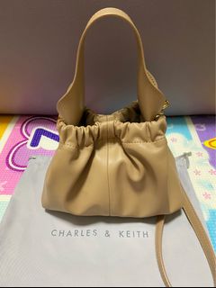（分類：）位於 。 由 chunchun0818 提交（商品編號 1221078494，圖片 1）。簡介： 。