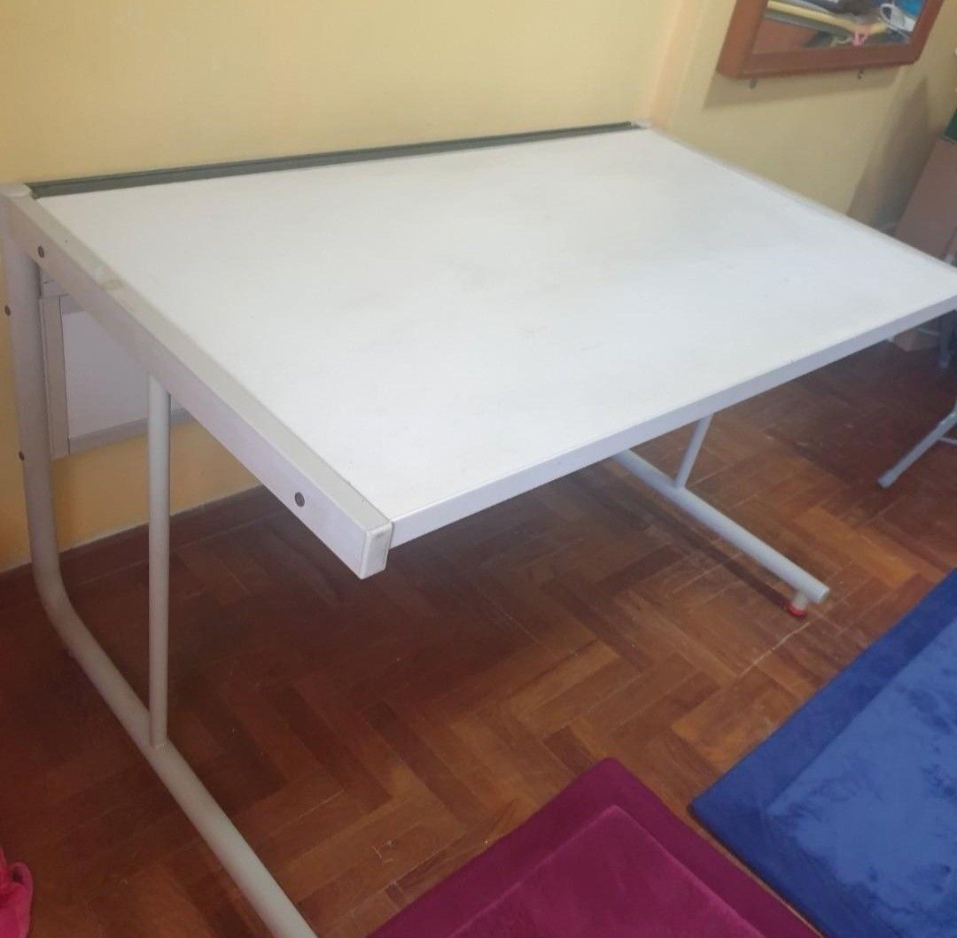 Computer Table, study table, gaming table (Category: Tables & Sets) located in Singapore. Submitted by smurfyy65 (Listing ID 1221022698, Image 2). Description: Selling away as not using anymore. Very strong table material. Computer table or study table. Price Negotiable. self collect. selling away ASAP. L - 47 Feet / 14m W - 32 Feet / 9.7m H - 28 Feet / 8.5m.