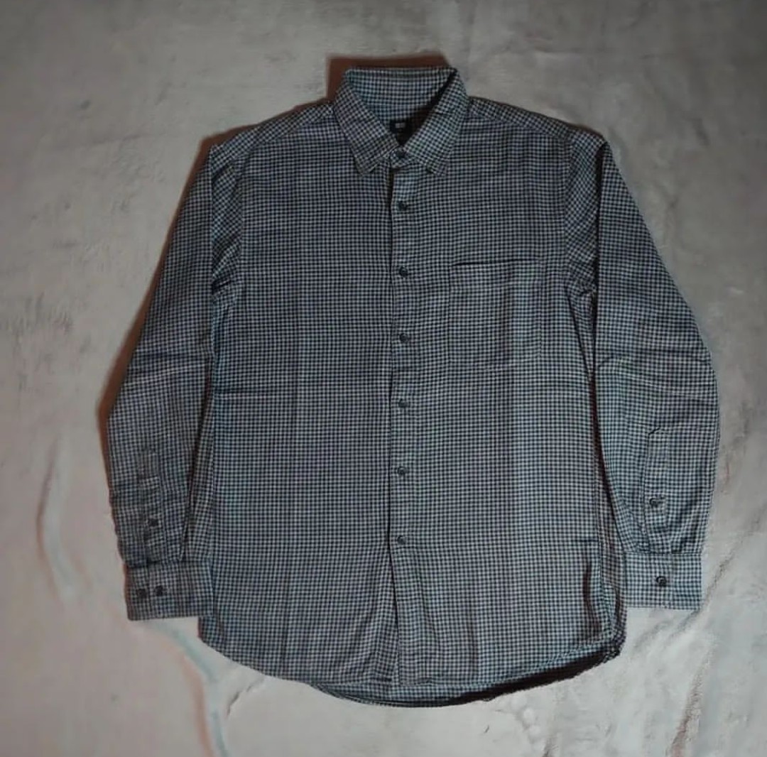 Flannel uniqlo on Carousell