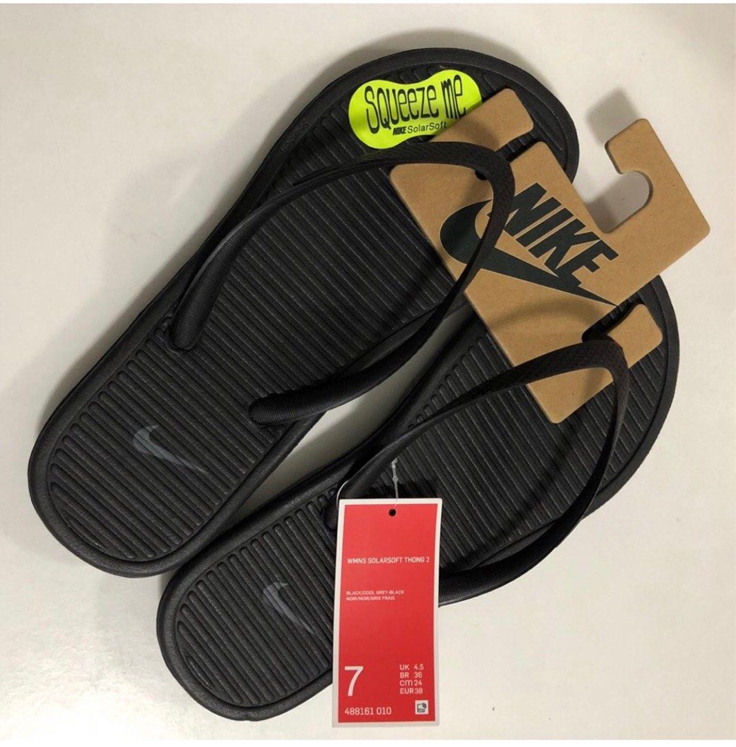 Nike store flip flops 2025