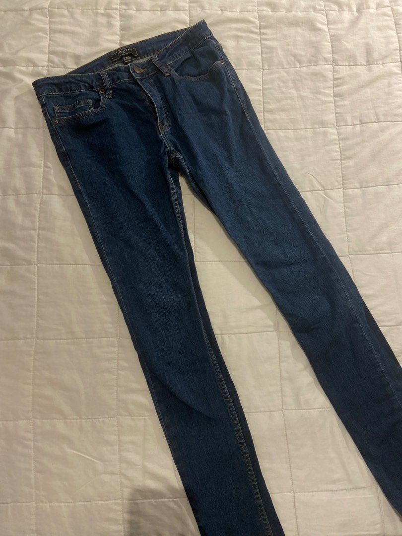 Forever 21 skinny jeans (Category: Jeans) located in Taguig. Submitted by unclutter. (Listing ID 1221080104, Image 1). Description: .