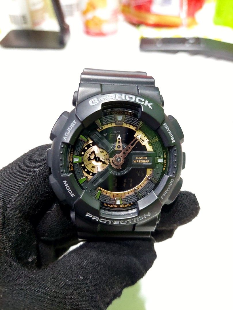 G- Shock (Category: Men's Watches) located in Singapore. Submitted by js_crystals (Listing ID 1221069264, Image 1). Description: Casio G-Shock GA-110RG (黑金） Retail $239 (门店销售$239）,now selling at $75 only!! (现在只售卖$75） *Condition 9/10 (几乎全新） *No Box (没有盒子） *meet up or mailing (面交或者邮寄）.