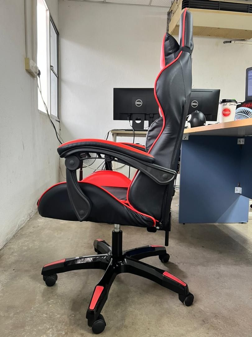 HUVUDSPELARE / UTESPELARE Gaming desk and chair, black - IKEA Switzerland