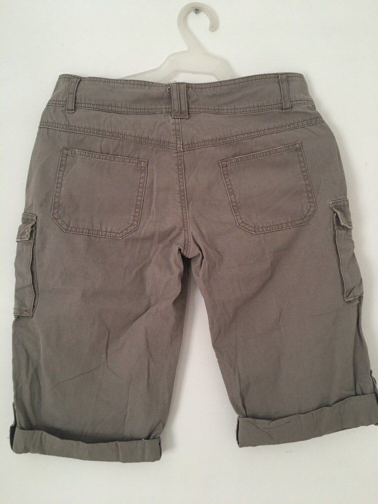 Glassons womens cargo shorts on Carousell