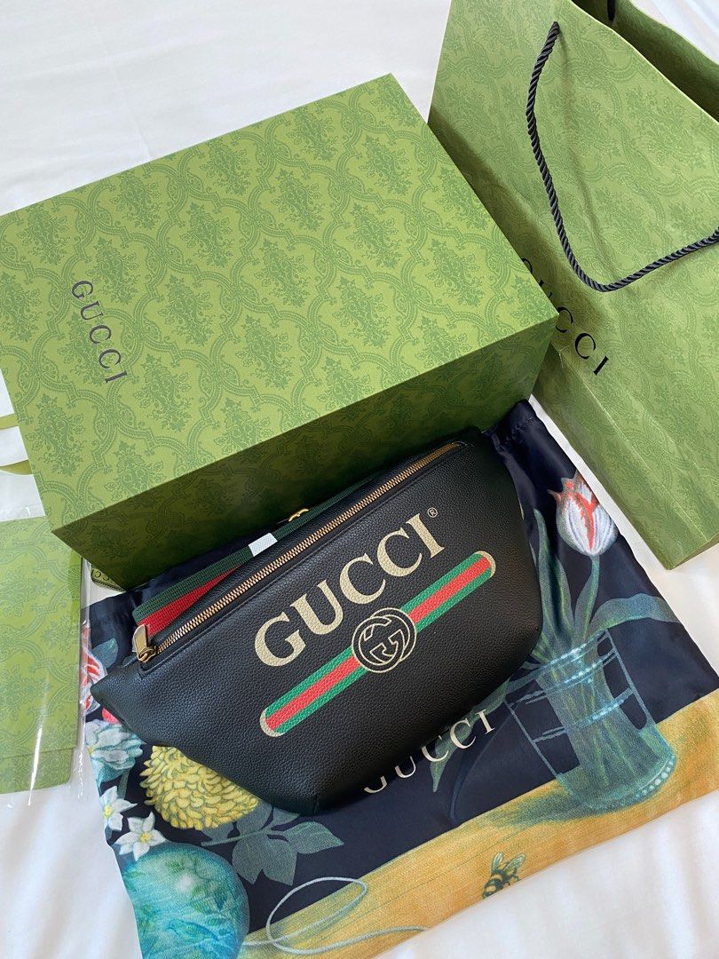 Gucci hotsell men sling