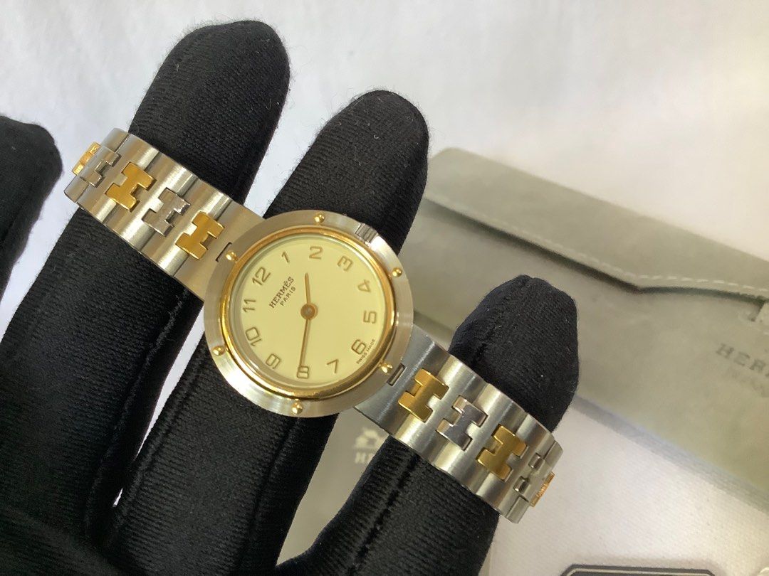 Authentic HERMES Clipper Watch (Category: Luxury Watches) located in Santa Rosa. Submitted by brandieshoppe (Listing ID 1221071656, Image 3). Description: ✅ Guaranteed authentic original ✅ Money back if proven fake ✅ From Japan auction ✅ Rank A+ condition ✅ Message us for more details 💜 Open also for Layaway terms up to 3 months No interest. 30% deposit only. .