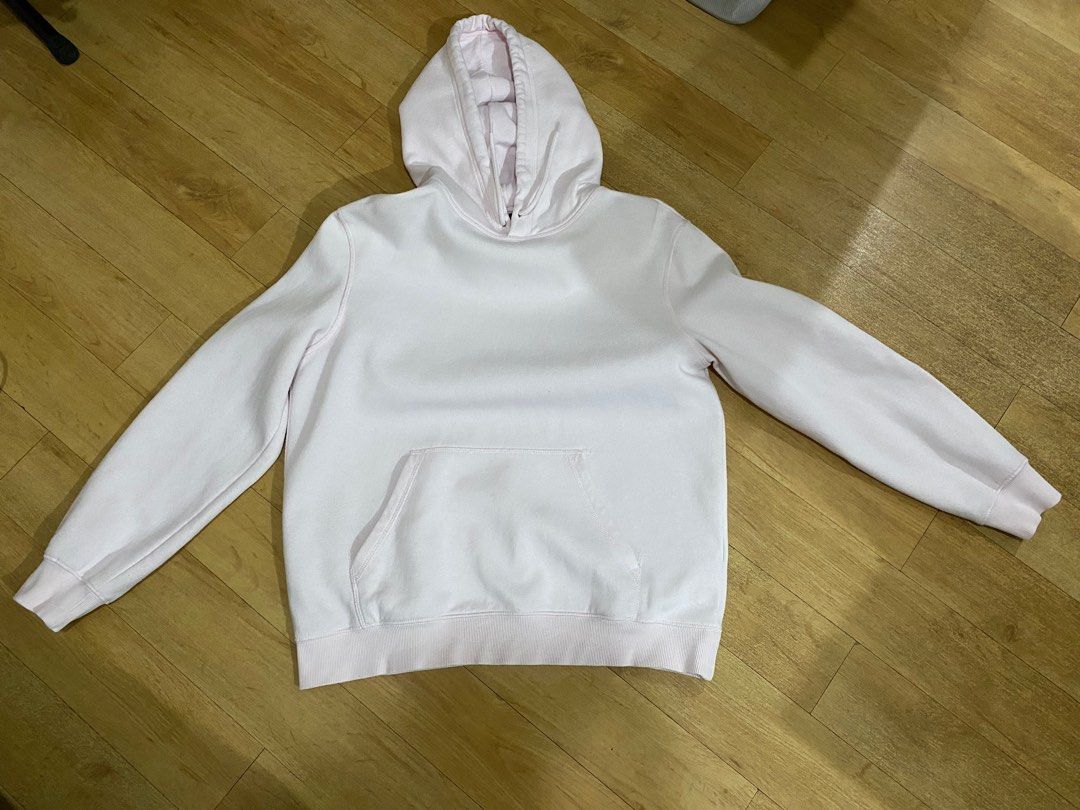 H M Men s Baby Pink Hoodie Men s Fashion Coats Jackets and Outerwear on Carousell