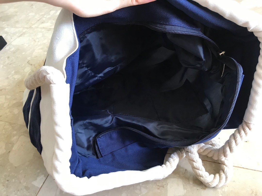 Hugo boss beach bag, Women's Fashion, Bags & Wallets, Beach Bags on