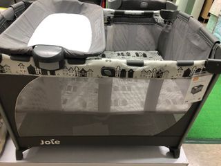 Joie commuter change