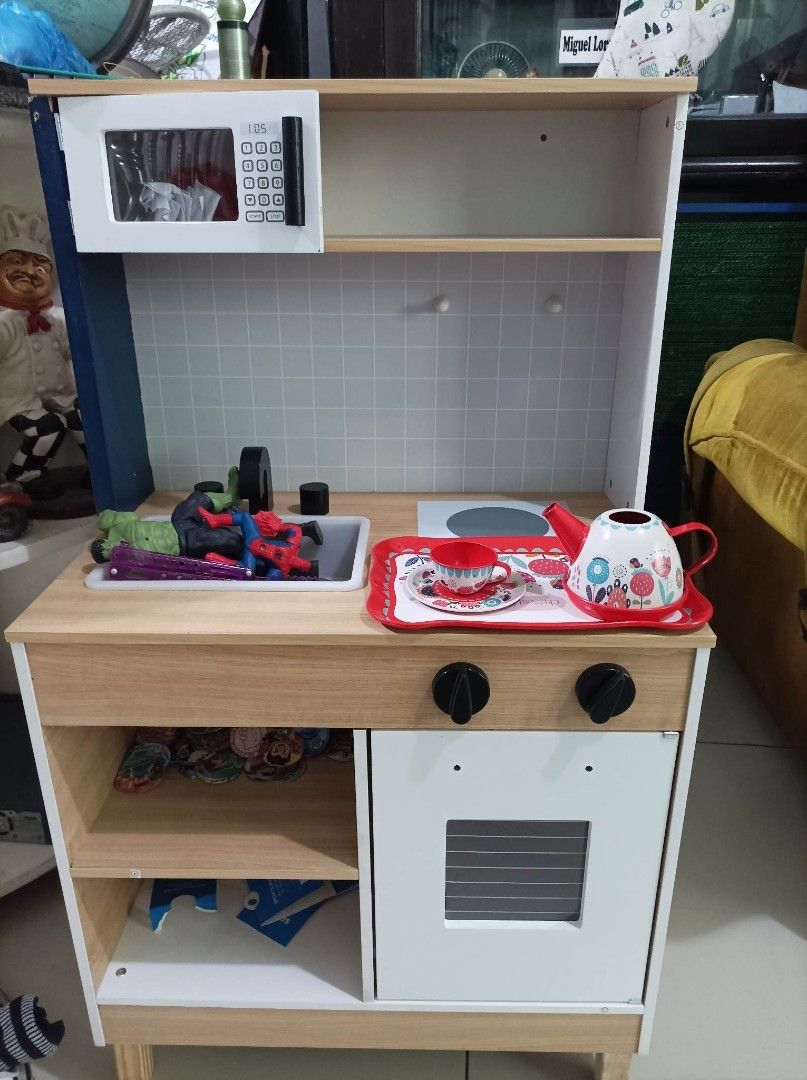 Kitchen toy set on Carousell