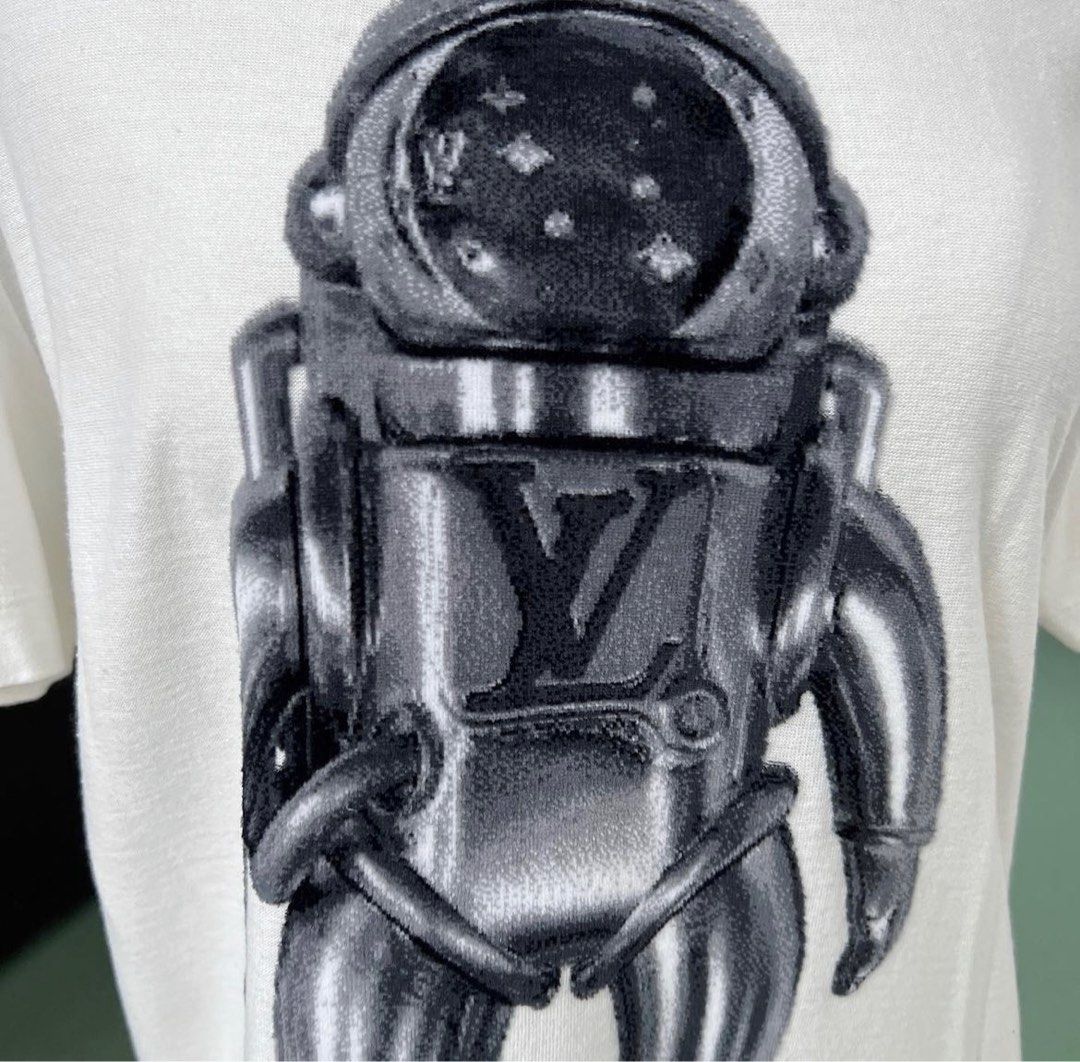 L V Astronaut Tee Size S Offwhite