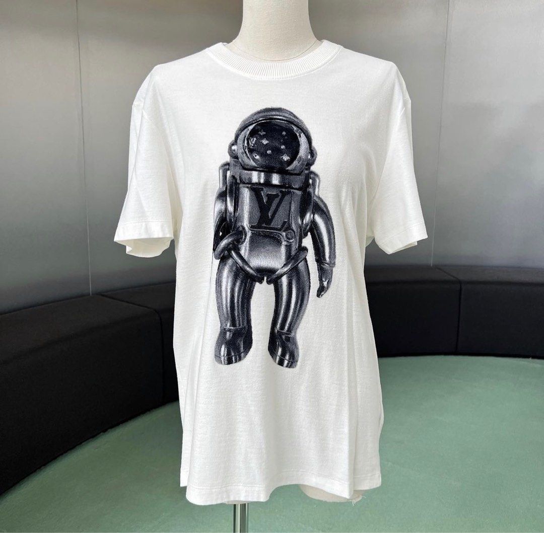 L V Astronaut Tee Size S Offwhite