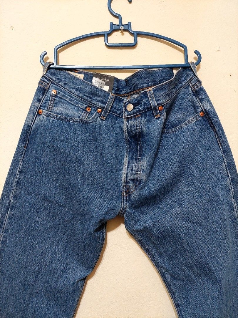 Levis 501 Big E, Men'S Fashion, Bottoms, Jeans On Carousell