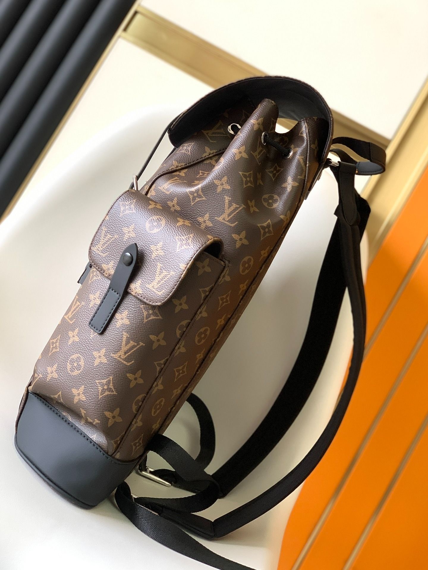Louis Vuitton Trio Backpack Travel Bag M44658 Gold Chain Monogram, Luxury,  Bags & Wallets on Carousell